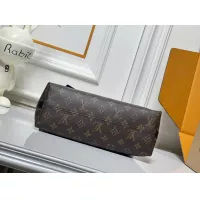 $82.00 USD Louis Vuitton AAA Quality Messenger Bags For Women #1384451