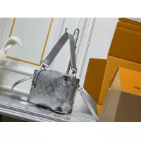 $76.00 USD Louis Vuitton AAA Quality Messenger Bags For Women #1384459