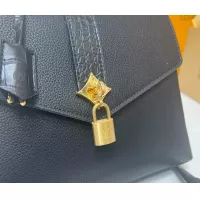$72.00 USD Louis Vuitton AAA Quality Messenger Bags For Women #1384509