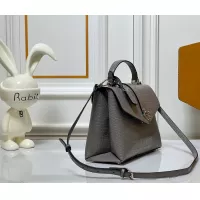 $72.00 USD Louis Vuitton AAA Quality Messenger Bags For Women #1384511