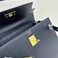 $92.00 USD Hermes AAA Quality Handbags For Women #1384804