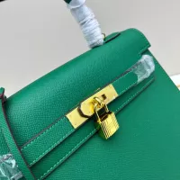 $92.00 USD Hermes AAA Quality Handbags For Women #1384817