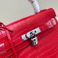 $96.00 USD Hermes AAA Quality Handbags For Women #1384841