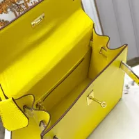 $88.00 USD Hermes AAA Quality Handbags For Women #1384873