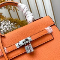 $88.00 USD Hermes AAA Quality Handbags For Women #1384888