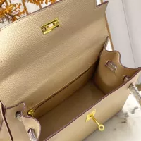 $88.00 USD Hermes AAA Quality Handbags For Women #1384895