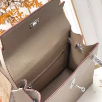 $88.00 USD Hermes AAA Quality Handbags For Women #1384898