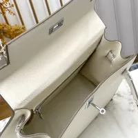 $88.00 USD Hermes AAA Quality Handbags For Women #1384924