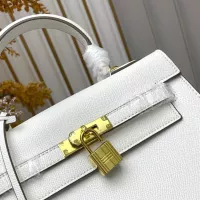 $88.00 USD Hermes AAA Quality Handbags For Women #1384925