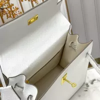 $88.00 USD Hermes AAA Quality Handbags For Women #1384925