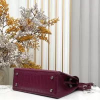 $92.00 USD Hermes AAA Quality Handbags For Women #1385028