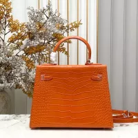 $92.00 USD Hermes AAA Quality Handbags For Women #1385036