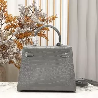 $92.00 USD Hermes AAA Quality Handbags For Women #1385045
