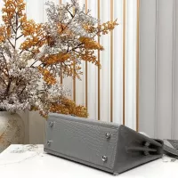 $92.00 USD Hermes AAA Quality Handbags For Women #1385045