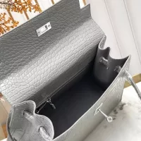 $92.00 USD Hermes AAA Quality Handbags For Women #1385045