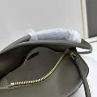 $122.00 USD LOEWE AAA Quality Messenger Bags For Women #1385675