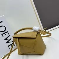 $122.00 USD LOEWE AAA Quality Messenger Bags For Women #1385687