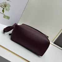 $145.00 USD LOEWE AAA Quality Messenger Bags For Women #1385741