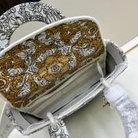 $115.00 USD Christian Dior AAA Quality Handbags For Women #1386162