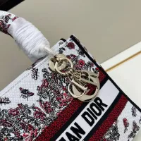 $115.00 USD Christian Dior AAA Quality Handbags For Women #1386172