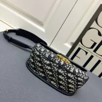 $92.00 USD Christian Dior AAA Quality Messenger Bags For Women #1386335