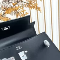 $92.00 USD Hermes AAA Quality Handbags For Women #1386387