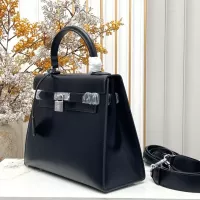 $96.00 USD Hermes AAA Quality Handbags For Women #1386388