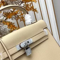 $88.00 USD Hermes AAA Quality Handbags For Women #1386416