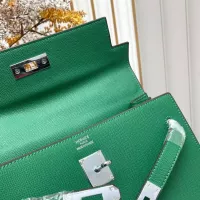 $85.00 USD Hermes AAA Quality Handbags For Women #1386503