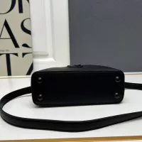 $102.00 USD Louis Vuitton AAA Quality Handbags For Women #1386570