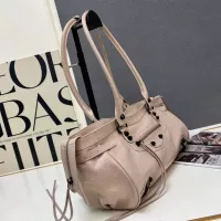 $108.00 USD Balenciaga AAA Quality Shoulder Bags For Women #1386942