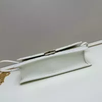 $88.00 USD Fendi AAA Quality Messenger Bags For Women #1387318