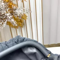 $100.00 USD Bottega Veneta BV AAA Quality Messenger Bags For Women #1388021