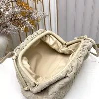 $112.00 USD Bottega Veneta BV AAA Quality Messenger Bags For Women #1388032