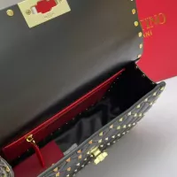 $105.00 USD Valentino AAA Quality Messenger Bags For Women #1388054