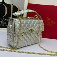 $105.00 USD Valentino AAA Quality Messenger Bags For Women #1388063