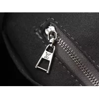 $72.00 USD Louis Vuitton AAA Quality Handbags For Women #1388416