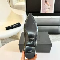 $108.00 USD Yves Saint Laurent YSL Flat Shoes For Women #1388547