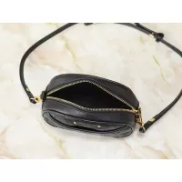 $52.00 USD Louis Vuitton Messenger Bags For Women #1388548