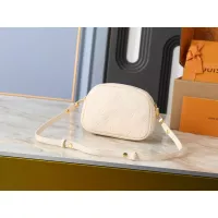 $52.00 USD Louis Vuitton Messenger Bags For Women #1388551