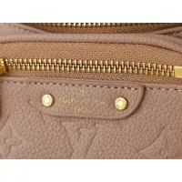 $52.00 USD Louis Vuitton Messenger Bags For Women #1388557