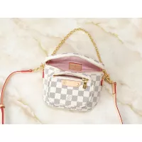 $52.00 USD Louis Vuitton Messenger Bags For Women #1388567