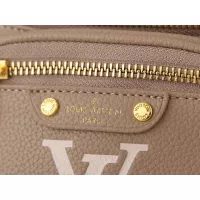 $52.00 USD Louis Vuitton Messenger Bags For Women #1388568