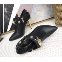 $92.00 USD Versace Boots For Women #1388589