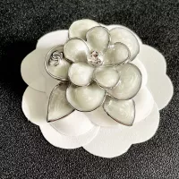 $29.00 USD Chanel Brooches For Women #1389372