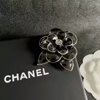 $29.00 USD Chanel Brooches For Women #1389374