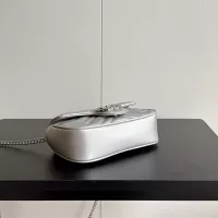 $68.00 USD Gucci AAA Quality Messenger Bags For Women #1389474