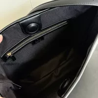 $76.00 USD Gucci AAA Quality Shoulder Bags For Women #1389480