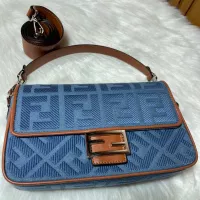 $140.00 USD Fendi AAA Quality Messenger Bags For Women #1389500