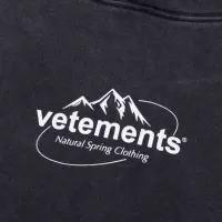 $68.00 USD VETEMENTS Hoodies Long Sleeved For Unisex #1389631
